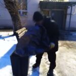 УК "ОКО" провела работы по уборке мусора и урн